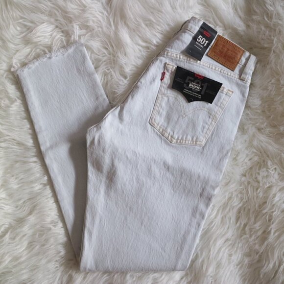 NWT Levi's 501 Jeans Size 30 High Rise Skinny Cropped Light Blue Wash - Picture 3 of 8